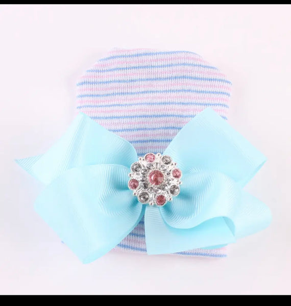 New Born Brooch Cap