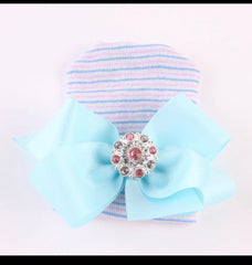 New Born Brooch Cap