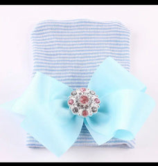 New Born Brooch Cap