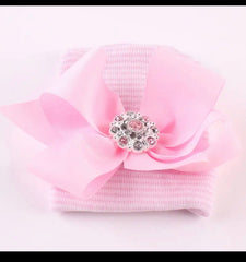 New Born Brooch Cap