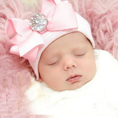 New Born Brooch Cap