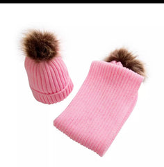 single pom pom with Muffler