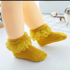 Frill socks