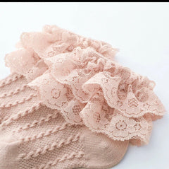 Frill socks