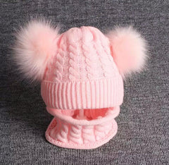 Knitted neck roll set