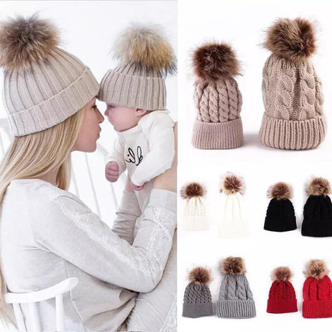 Single pom pom cap mother and kid set
