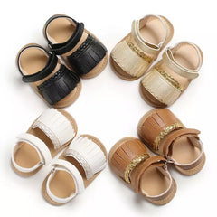 Leather fring Sandal